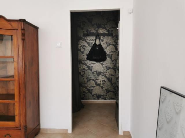 Hostel 33