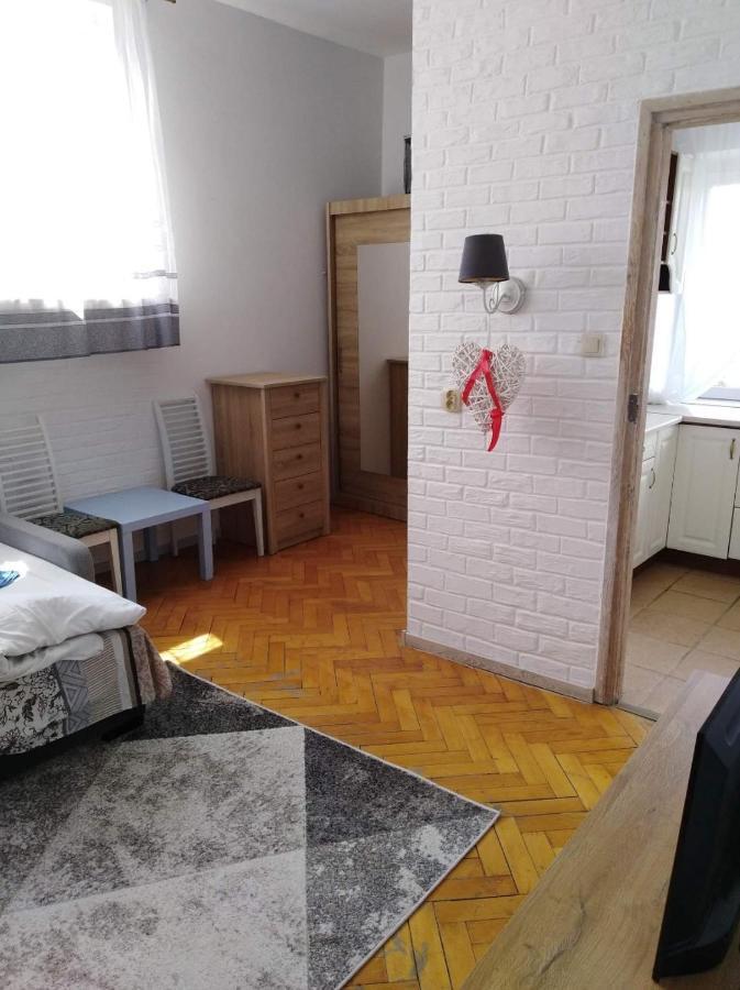 33 * Wroclaw